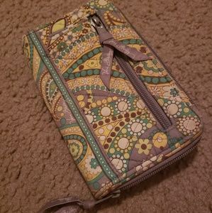 Vera Bradley Bags - Vera Bradley Wallet Vera Bradley Bags - Vera Bradley Wallet